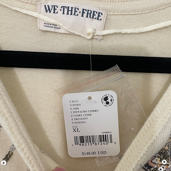 We The Free At The Rodeo Tee XL New With Tags - Picture 7 of 8